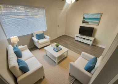 Main picture of 313 D St