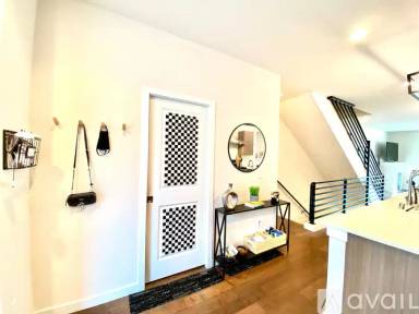 Main picture of 4231 213th Pl SE