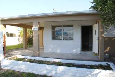 Main picture of 6405 Plunkett St