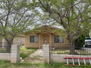 Main picture of 2290 E Carver Ave