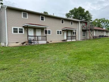 Main picture of 1116 S Elm St