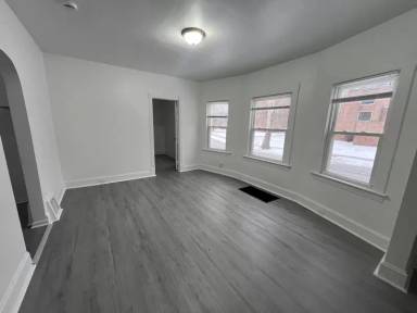 Main picture of 4302 W 30th St