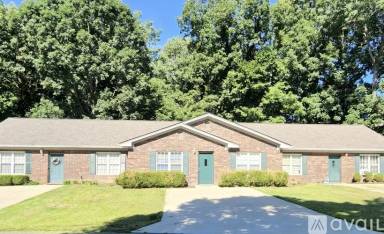Main picture of 1200 Berdine Way