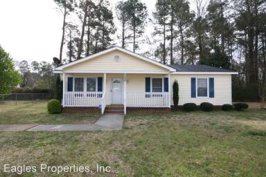 Main picture of 1204 Cindy Cir
