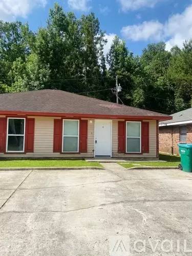 Main picture of 1411 Hooks Dr