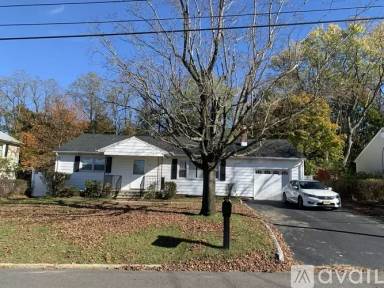 Main picture of 13 Nolan Dr