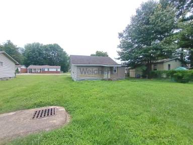 Main picture of 1507 W Emerson St