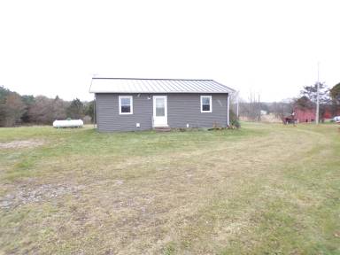 Main picture of 4522 Lake Pleasant Rd S