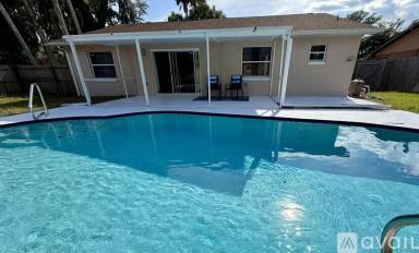 Main picture of 102 Camino Cir