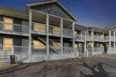 Main picture of 265 E Old Hickory Blvd