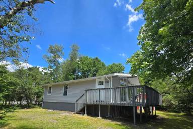 Main picture of 2327 Doe Dr