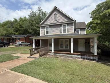 Main picture of 533 Stockton St