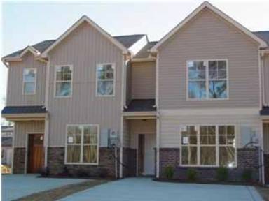 Main picture of 695 The Heights Ln