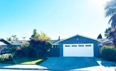 Main picture of 2330 Clipper St