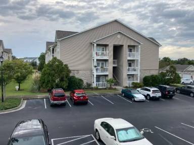 Main picture of 632 Condo Club Dr