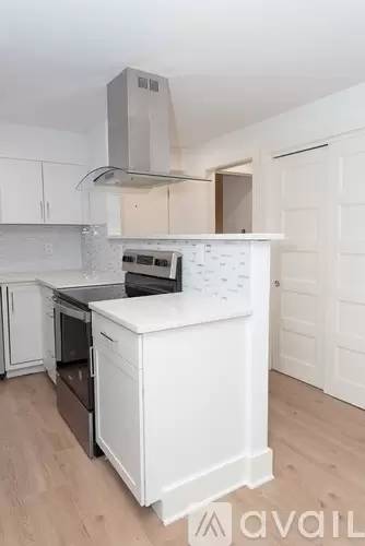 Main picture of 1425 N Perry Ave