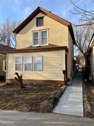 Main picture of 451 Hatch Ave