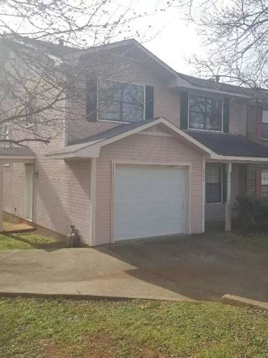 Main picture of 2545 Hampstead Dr