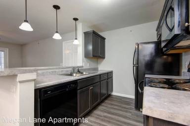 Main picture of 947 Megan Ln