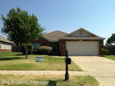 Main picture of 2504 W Ocala St