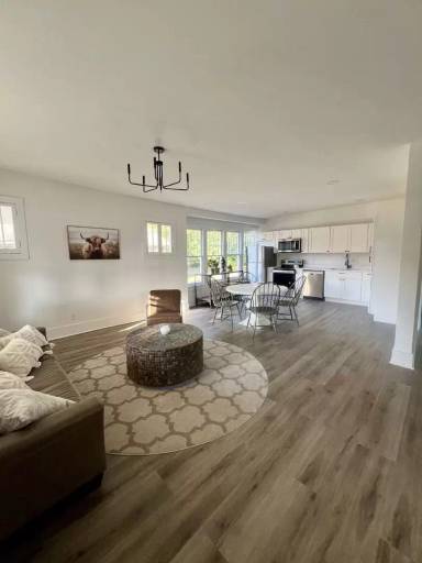 Main picture of 2806 N Chamberlain Ave