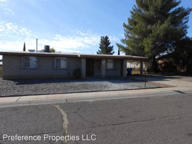 Main picture of 3748 Sparrow Dr