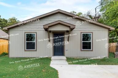 Main picture of 1415 S Austin St
