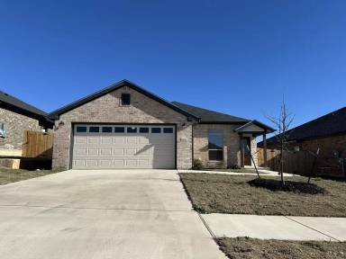 Main picture of 5106 White Rose Dr