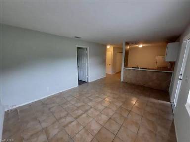 Main picture of 198 Charlotte Ave