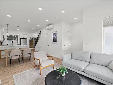 Main picture of 6204 46th Ave S