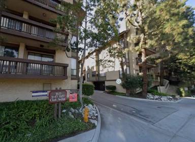 Main picture of 1635 Clark Ave