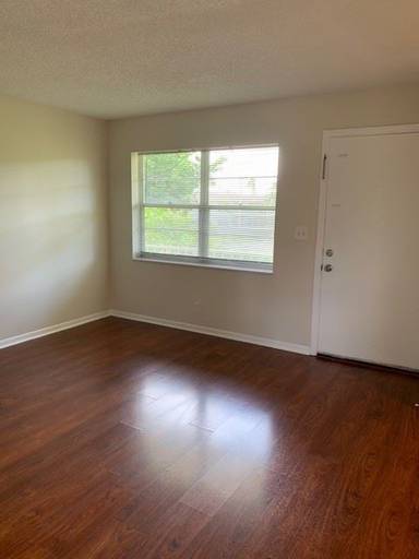Main picture of 5150 NE 6th Ave