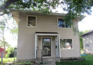 Main picture of 5649 N 60th St