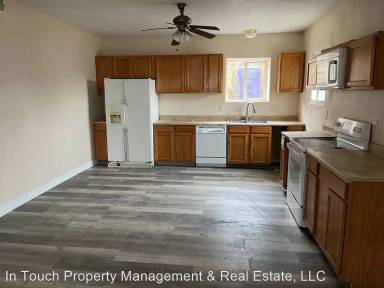 Main picture of 4660 Vine St