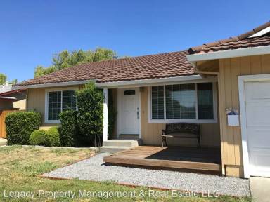 Main picture of 786 Carlita Cir