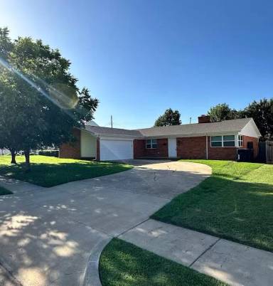 Main picture of 3109 NW 61st Pl
