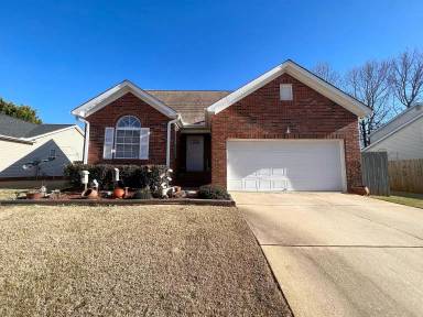 Main picture of 6 Leighton Ct