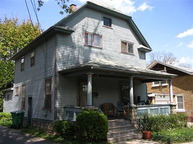 Main picture of 708 McCourtie St
