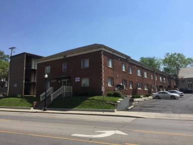 Main picture of 2228 N High St