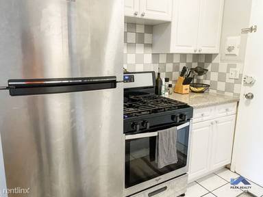 Main picture of 959 W Webster Ave