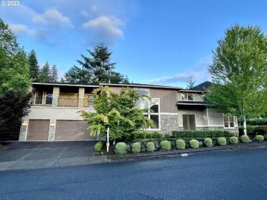 Main picture of 2526 NW Maryland St