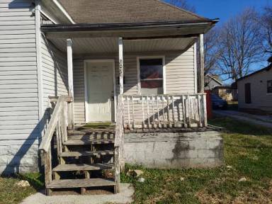 Main picture of 2034 N Washington Ave