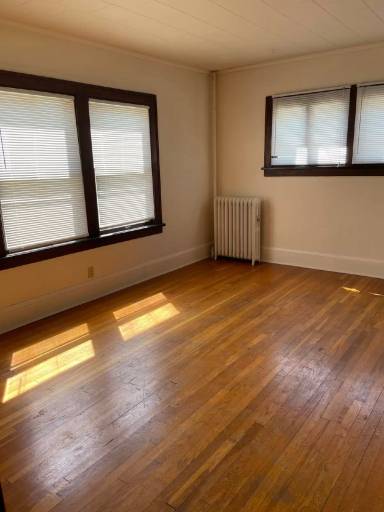 Main picture of 1516 Grand Ave