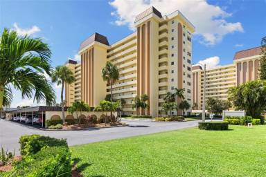 Main picture of 4550 Cove Cir