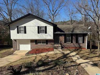 Main picture of 2730 6th St NE