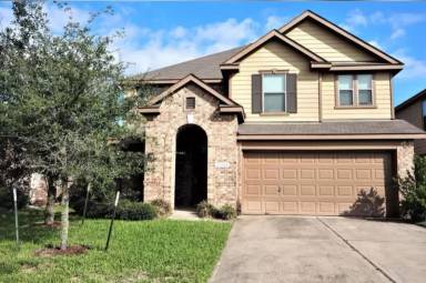 Main picture of 22214 Woodseem Ct