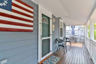 Main picture of 58 Eastern Point Rd