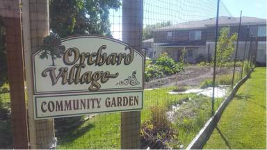 Main picture of 39 Appleway Dr