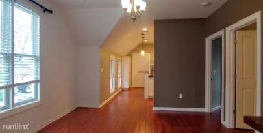 Main picture of 1747 N Arlington Pl