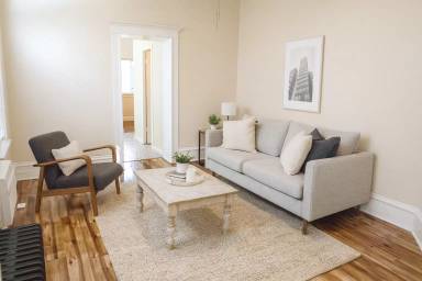 Main picture of 1021 N Ogden St